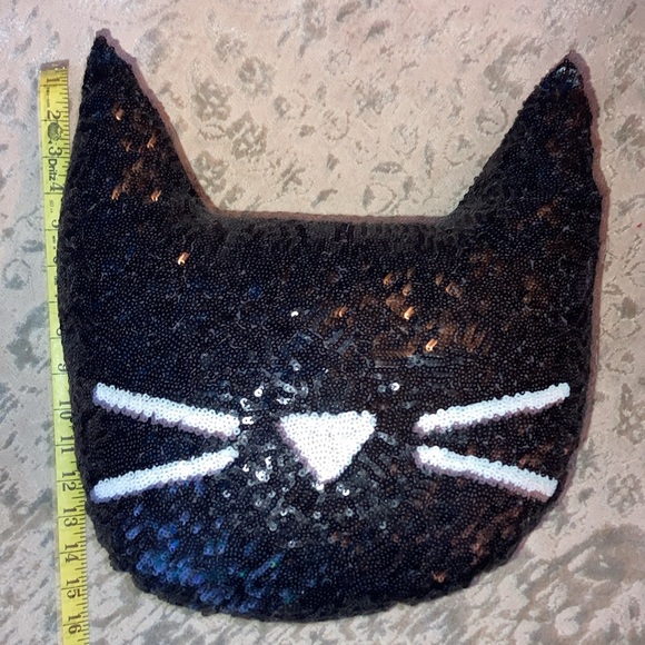 Pottery Barn Teen Emily & Meritt Black & White Lg Sequins Cat Pillow - Picture 3 of 3